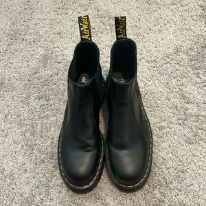 Doc Marten Platform Chelsea Boots